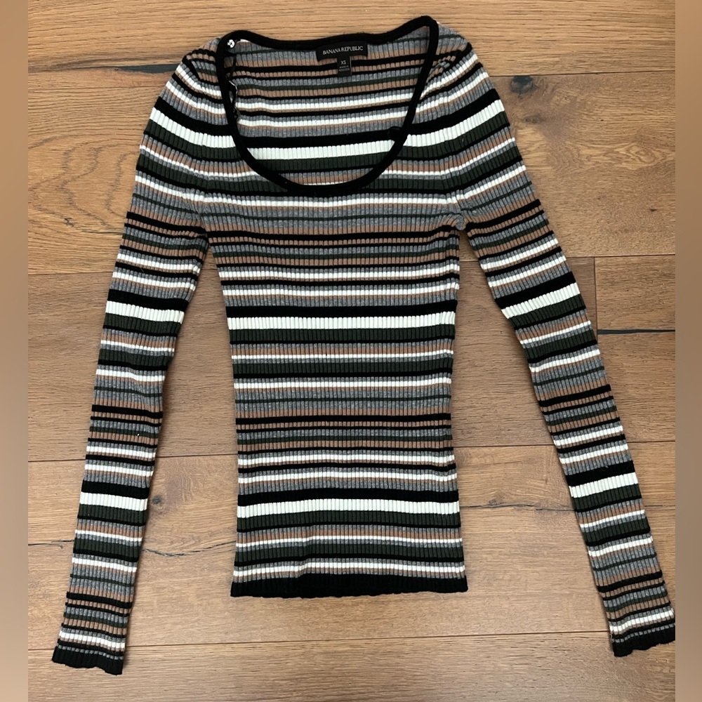 NWOT Banana Republic Multicolor Striped Long Sleeve Ribbed Top